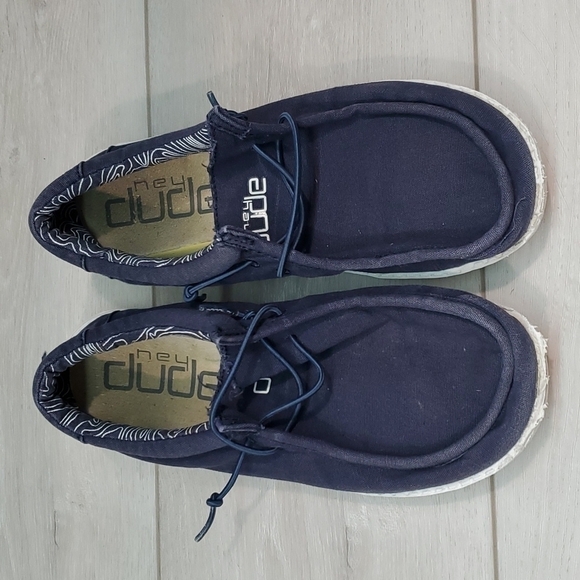Hey Dude Wally Youth Navy Loafer Slip on shoes sz Y6-L7 - Picture 4 of 12